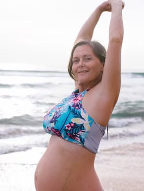 Dove's - Real body Image Campaign. Pregant lady with veins on tummy.
